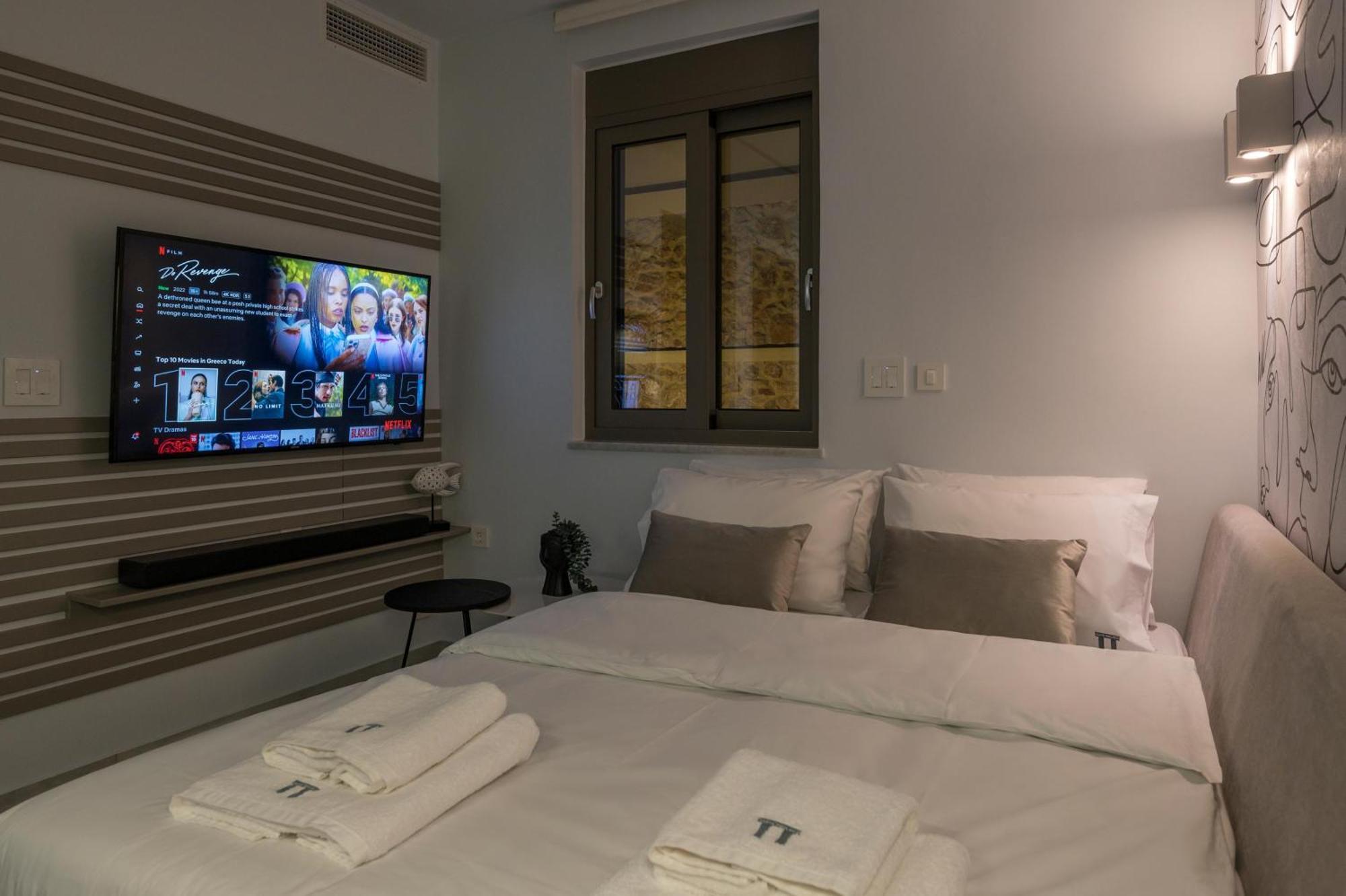 Π Suite Project: Smart Bnb Ханья Экстерьер фото