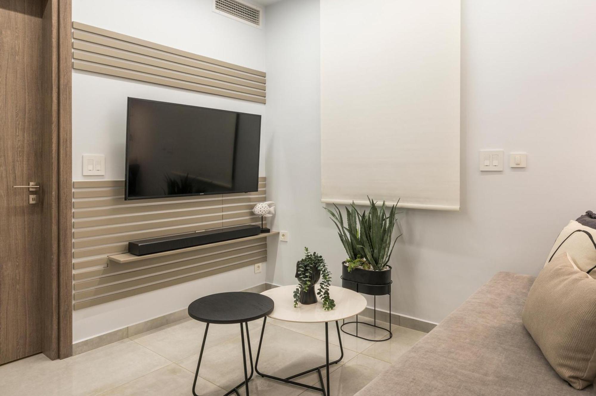 Π Suite Project: Smart Bnb Ханья Экстерьер фото