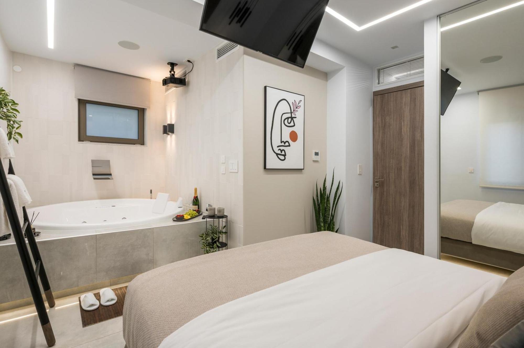 Π Suite Project: Smart Bnb Ханья Экстерьер фото